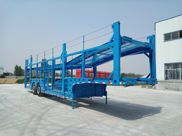 車輛運輸半掛車